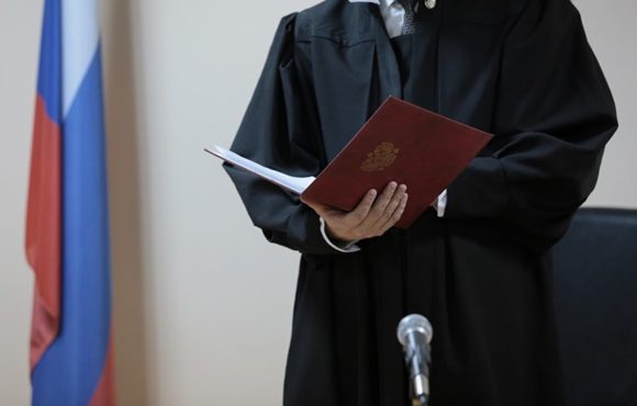 Верховный судья Чувашии, насмерть сбивший женщину, получил условный срок